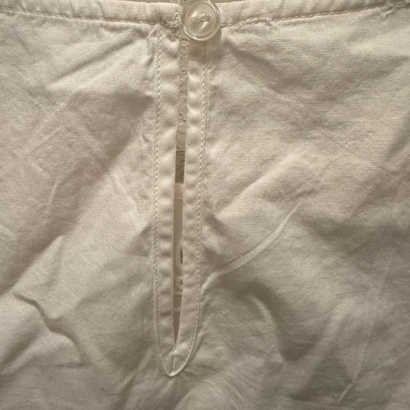 Maurices White 100% Cotton Embroidered Eyelet Blouse Size M - Picture 9 of 9